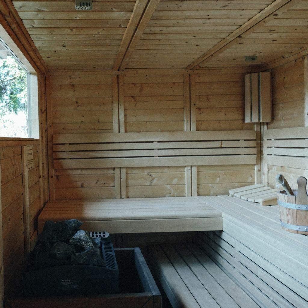 CR Sauna2